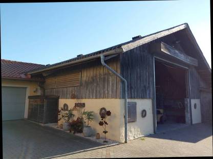 Halle 10,3 x 20 m + Vordach