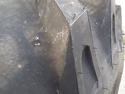 Bild 4:Claas: Neuer Mähdrescher-Reifen, Neuer Variator-Riemen