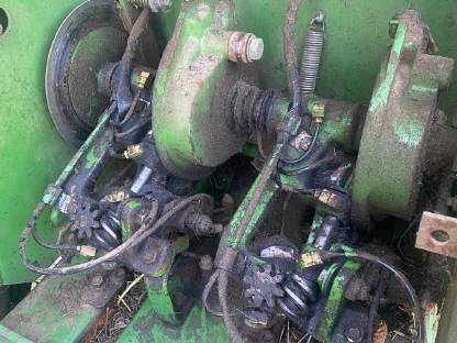 Bild 4:John Deere 342 HD