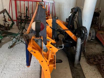 Bild 2:Schmidt Schneepflug