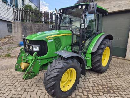 John Deere 5070M