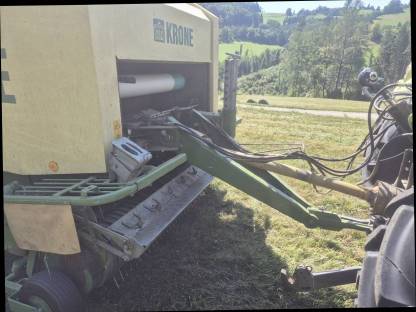 Bild 9:Krone Vario Pack 1500 Rundballenpresse