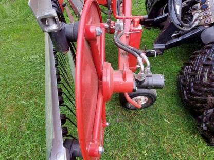 Bild 4:Repossi Kammschwader