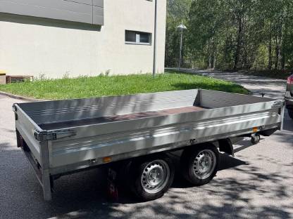 Bild 4:Pongratz Anhänger LH 3100/16 T-AL