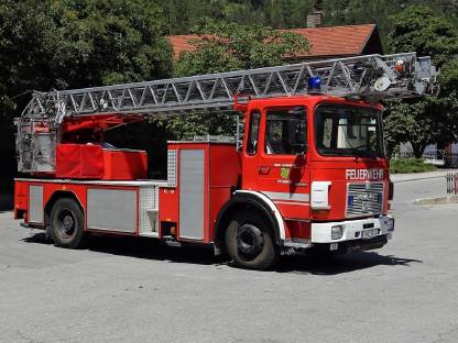 MAN 16.240 Magirus Drehleiter