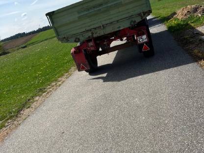 Bild 5:Anhänger Zweiachs-Zweiseitenkipper