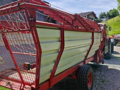 Bild 3:Pöttinger Ladewagen TOP I