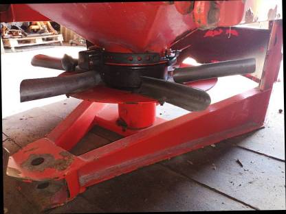 Bild 4:Düngerstreuer Kirchner Triumph 500