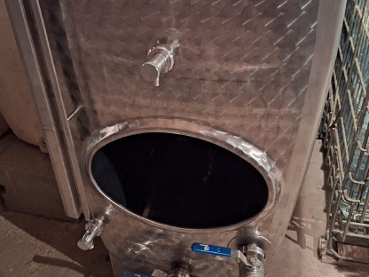 Stahltank Oval 860l