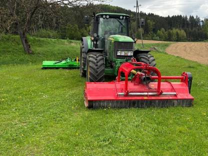 Bild 2:Mulch- und Böschungsmulcharbeiten, Forstfreischnitt