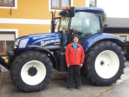 New Holland TSA 135