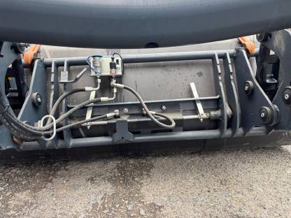 Bild 5:Frontlader Quicke Q56 Fendt 400 Vario