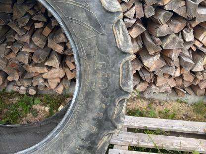 Bild 3:Traktorreifen