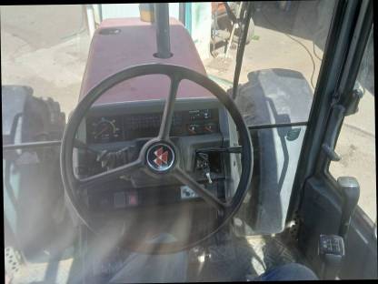 Bild 3:Massey Ferguson 3075