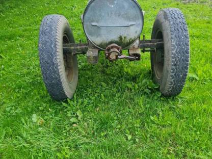 Bild 3:Wasserfass-Weidefass