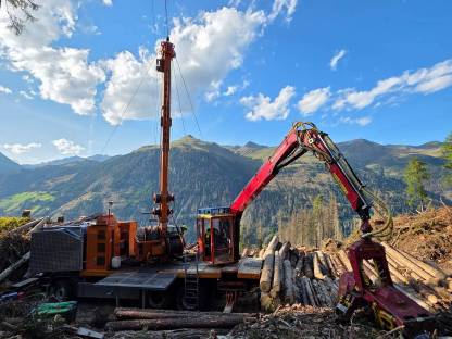 Bild 3:Syncrofalke SY 3 t Kombinationsseilgerät