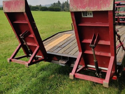 Bild 2:10 t Tieflader mit hydr. Rampen