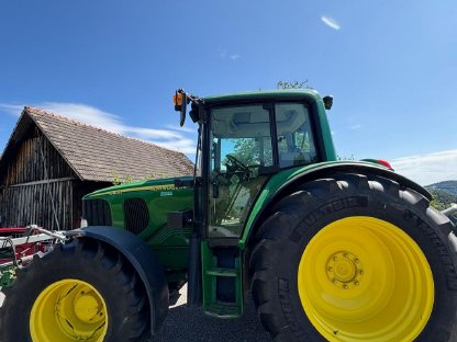 John Deere 6420