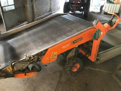 Bild 2:Ortomec Spinach Harvester