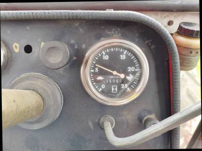 Bild 8:Ferguson MF 595 mit Frontlader