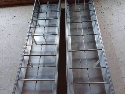 Futtertrog für Schweine 150 cm