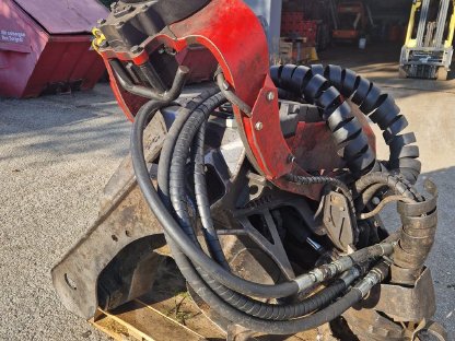 Komatsu 124 Entastungsgerät