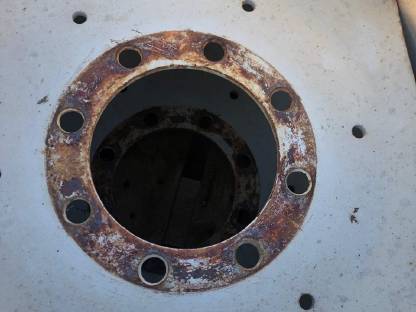 Bild 4:Komplettrad 2 Stk. 12,4 R28 320/85R38 mit Felge