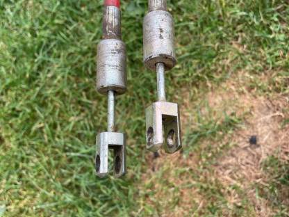 Bild 2:Kreuzhebel New Holland