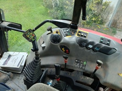 Bild 6:Case CS150 Steyr 9145, rep. bedürftig