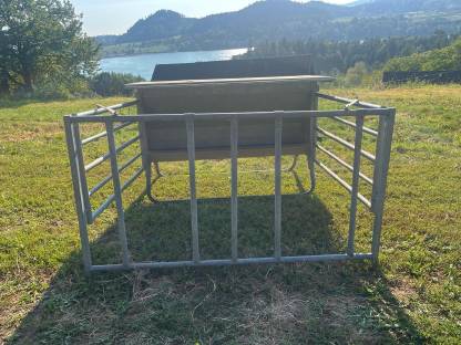 Bild 2:Kraftfutterautomat für Kälber