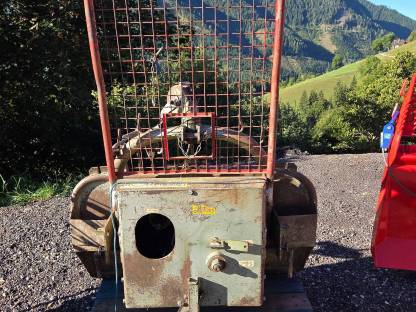 Bild 5:Holzknecht Seilwinde HS 930