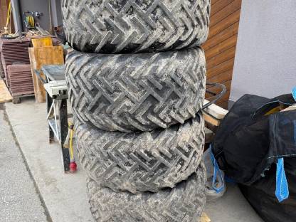 Reifen 33x15.50-15