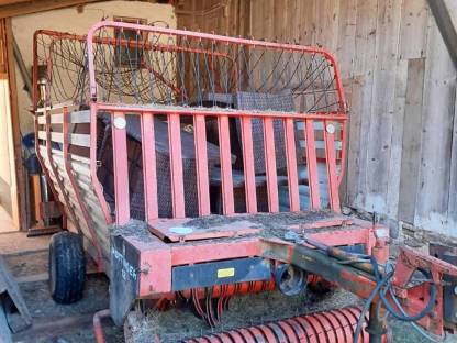 Ladewagen Pöttinger 12
