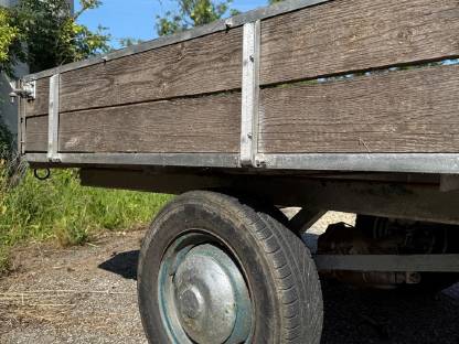 Bild 6:Traktoranhänger 10 km/h