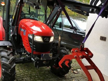 Bild 7:Branson 5025C, zus. Rasenreifen, Palettengabel, nur 40 Bstd.