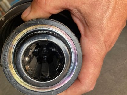 Bild 4:Walterscheid Gelenkwelle/Zapfwelle