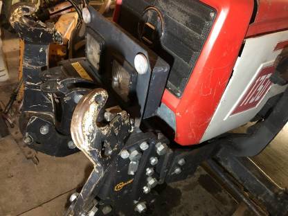 Bild 4:Hauer Fronthydraulik, Frontladerkonsole 1750 Lindner