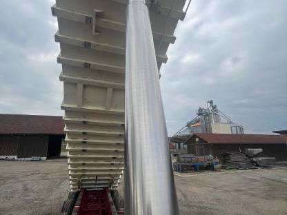 Bild 4:Dolly mit Kippauflieger