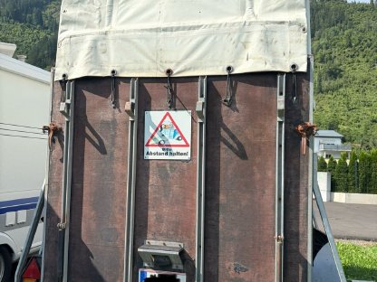 Pferdeanhänger