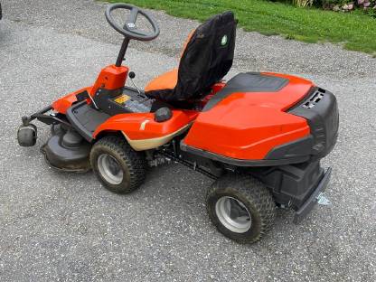 Bild 2:Husqvarna Rider 320 AWD