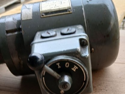 Bild 2:Drehtisch für Schleifmaschine gebraucht