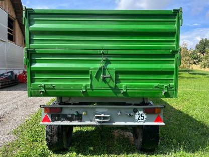 Bild 4:16-t Müllner 3-Seiten Kipper