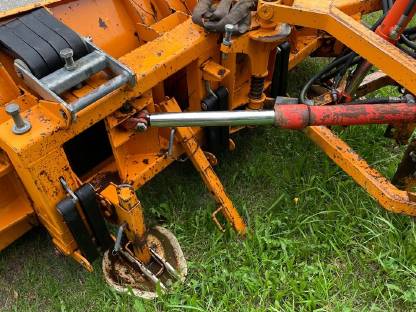 Bild 3:Kahlbacher DS240 Schneepflug