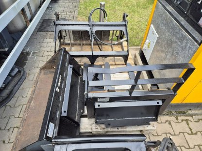 Bild 7:Vermeer S725TX Mini-Kompaktlader / 5 Anbaugeräte / 1 Eigentümer