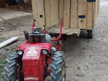 Bild 4:AEBI AM 90 Einachschlepper Campingversion