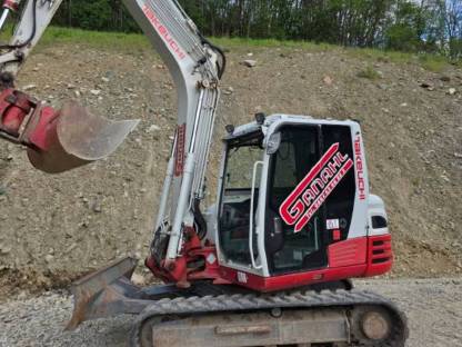 Bild 3:Bagger Takeuchi TB290