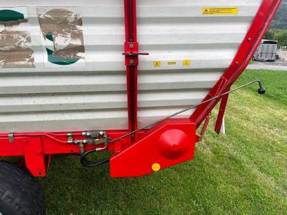 Bild 6:Pöttinger Boss L Typ 518 Ladewagen