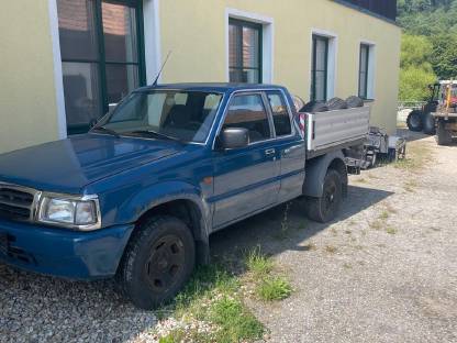 Mazda B2500