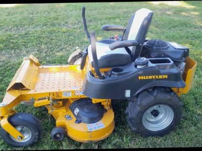 Bild 3:HUSTLER Zero-Turn Aufsitzrasenmäher RAPTOR SD48