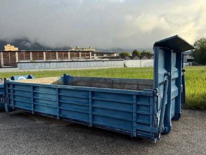 Werner & Weber Container